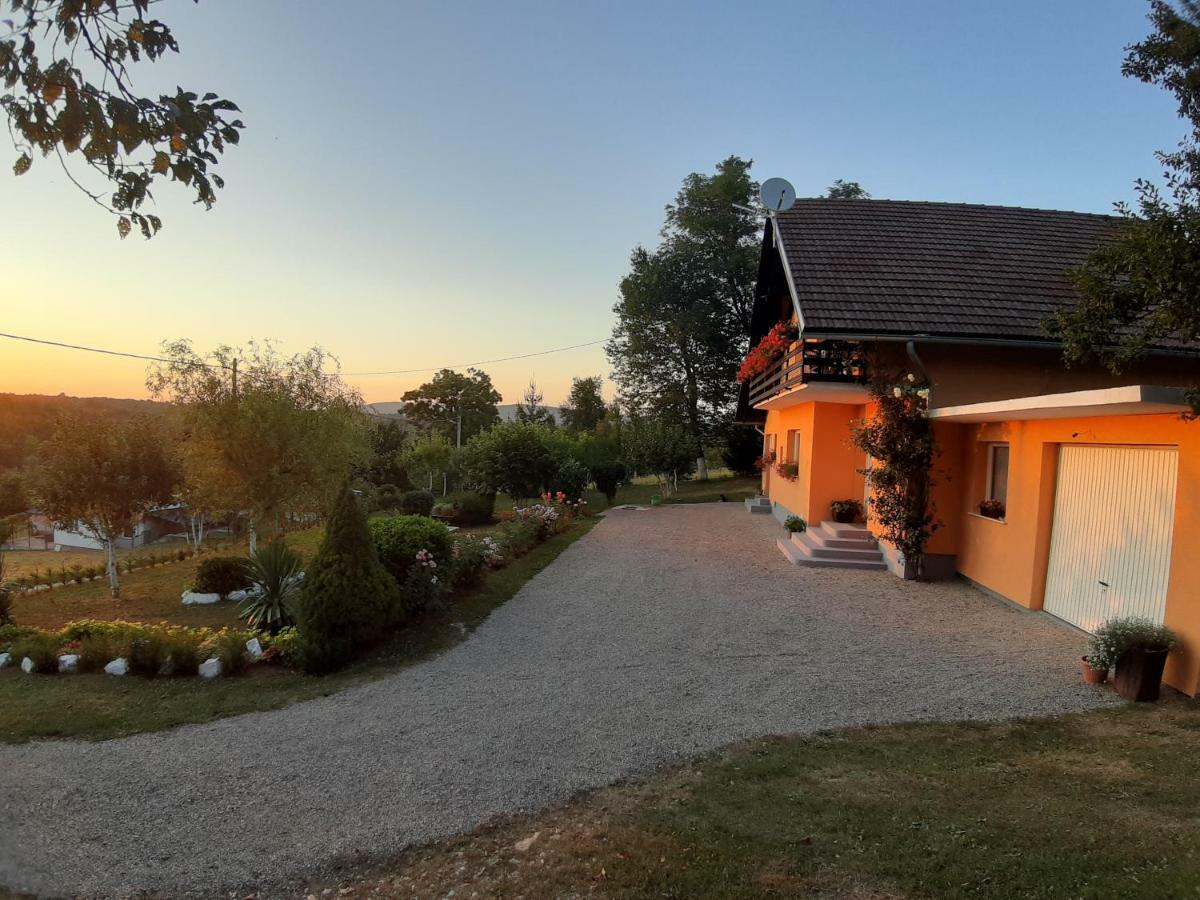 House Jelena&Marija Lägenhet Rakovica Exteriör bild