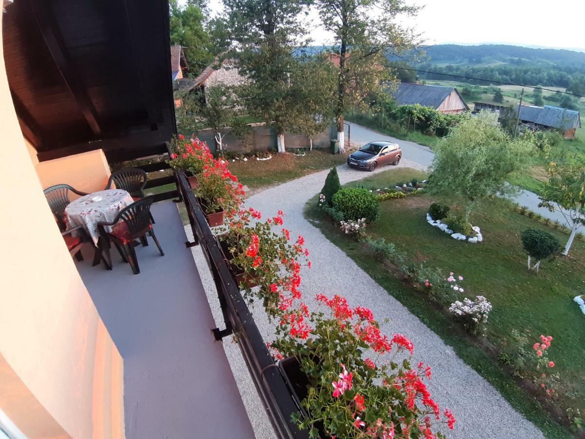 House Jelena&Marija Lägenhet Rakovica Exteriör bild